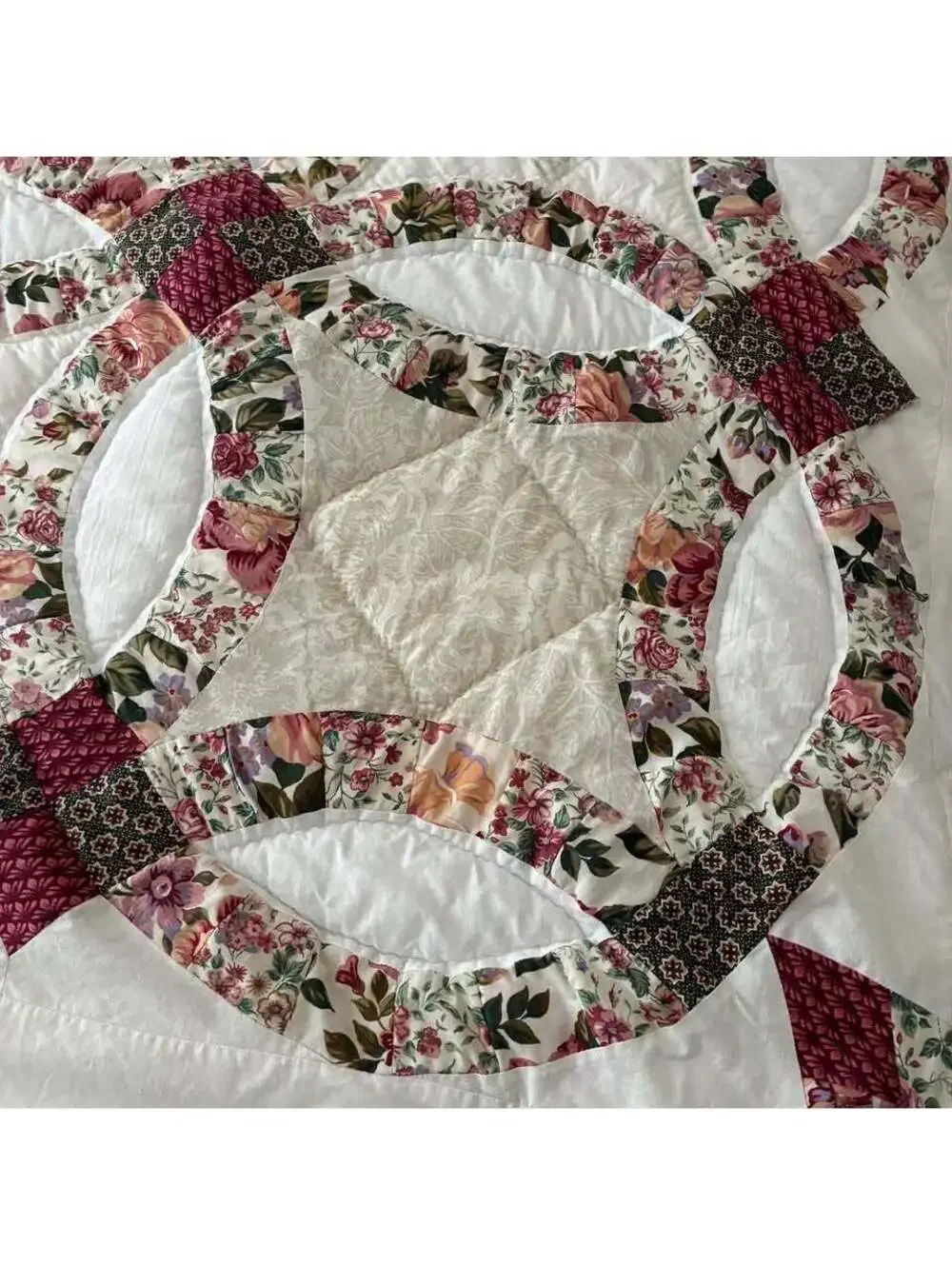 Double Wedding Ring Quilt Queen 80x82 Floral Patchwork All Season Bedding